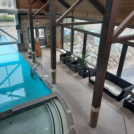 Margarita Vacation Getaway Apartment Oro-Medonte Екстериор снимка