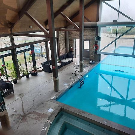 Margarita Vacation Getaway Apartment Oro-Medonte Екстериор снимка